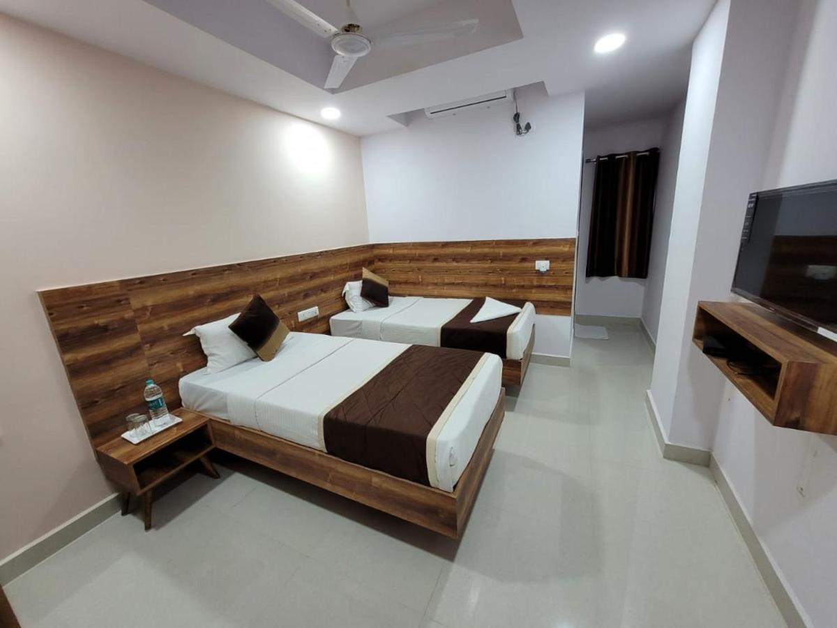 Hotel Prime Jubilee Hyderabad Esterno foto