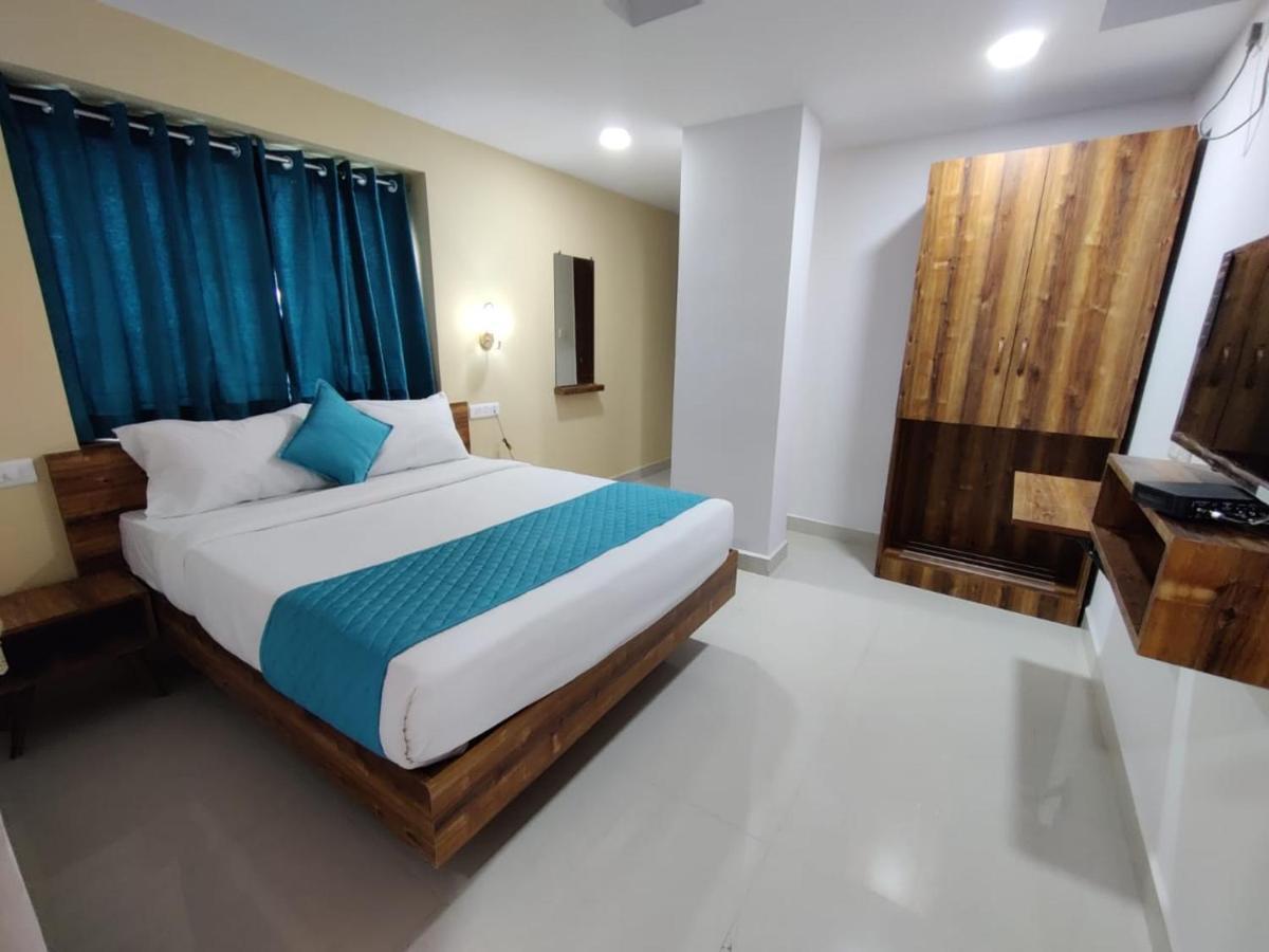 Hotel Prime Jubilee Hyderabad Esterno foto