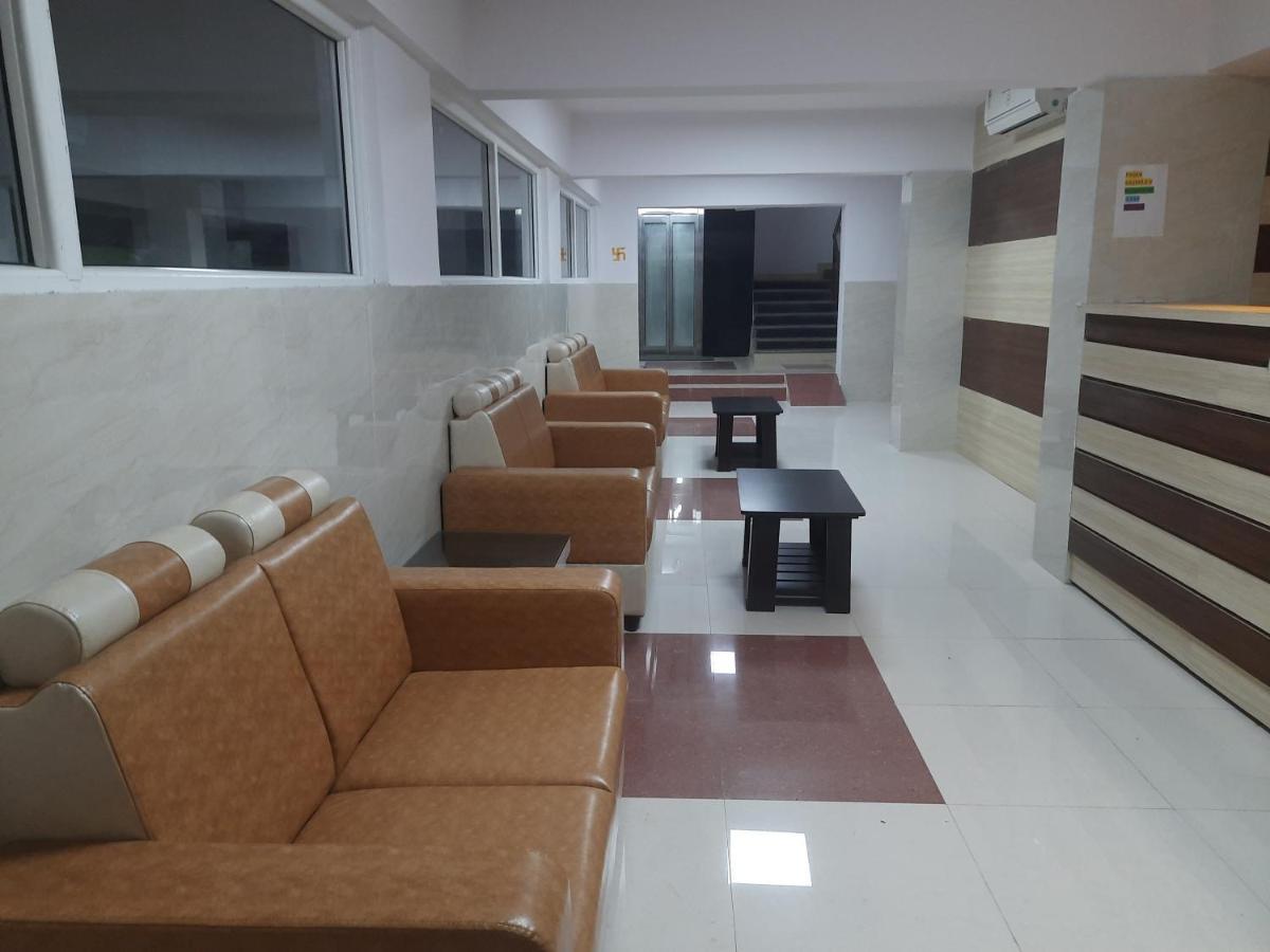 Hotel Prime Jubilee Hyderabad Esterno foto